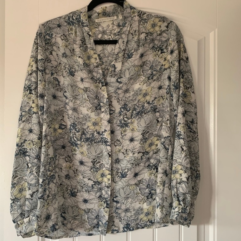 Violet & Claire Floral Blouse